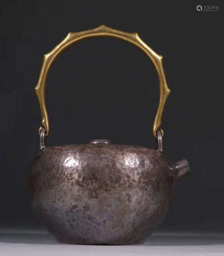 GILT SILVER CARVED LIFTING POT