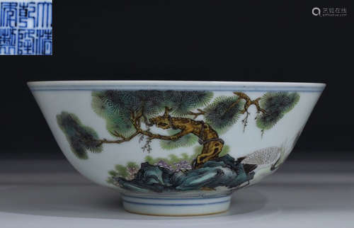 QIANLONG MARK FAMILLE ROSE GLAZE CRANE BOWL