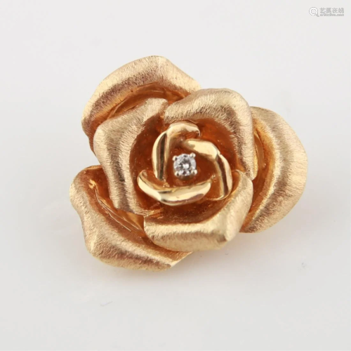 14kt Yellow Gold Diamond Rose Brooch