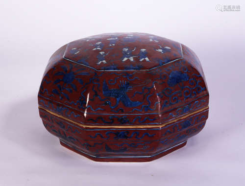 An Underglaze Blue and Red Enameled Box