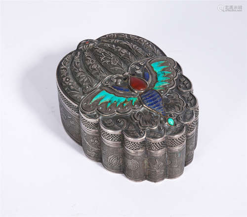 A Hard-stones Inlaid Silver Box