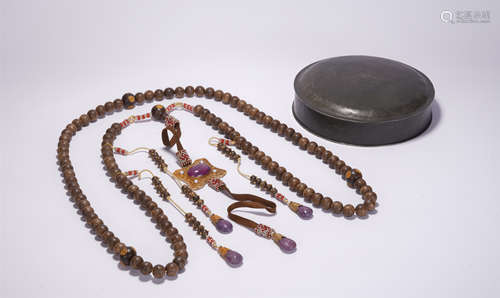 A Imperial Chenxiang Court Rosary