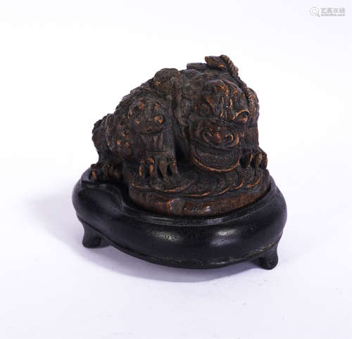 A Carved Chenxiang Frog