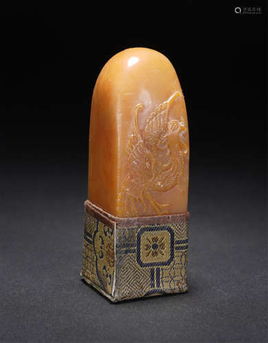 A Carved  Tianhuang Natural-form Seal