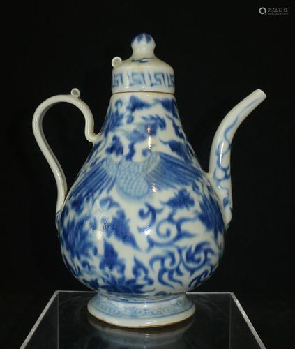 Finely Chinese Porcelain Pot Blue and white flower in