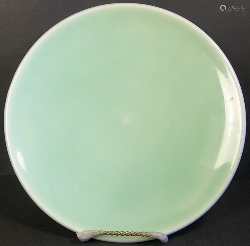 Porcelain, A rare bean green glaze larger plate