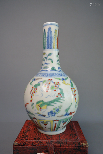 Porcelain, golden pheasant and grape vase