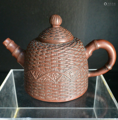 ZISHA BAMBOO-BASKET SHAPING TEAPOT