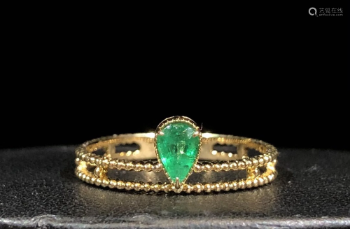 18k Gold Natual Emerald Ring