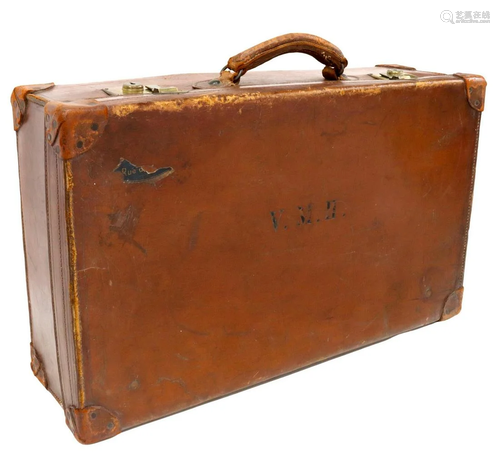 ENGLISH LEATHER SUITCASE TRUNK, C.1900