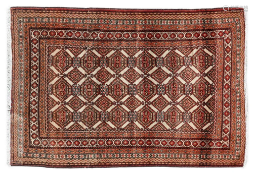 HAND-TIED PERSIAN QUM RUG, 4'11 X 3'5.25