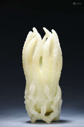 CHINESE WHITE JADE CARVED FINGERED CITRON