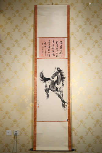 CHINESE INK AND COLOR SCROLL PAINTING OF HORSE