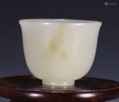 HETIAN JADE CARVED CUP