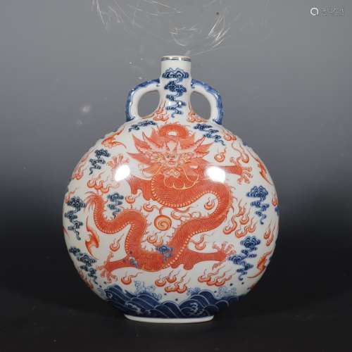 清 青花矾红描金龙纹抱月瓶