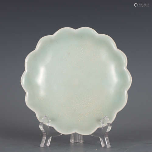 A CHINESE LONGQUAN CELADON GLAZED WASHER