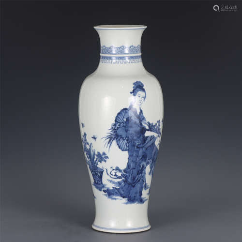 A CHINESE BLUE AND WHITE FIGURAL VASE