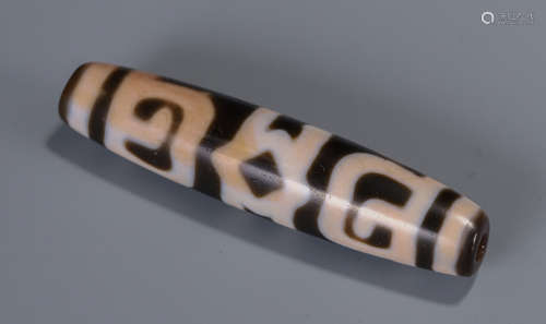 A TIBETAN DZI BEAD