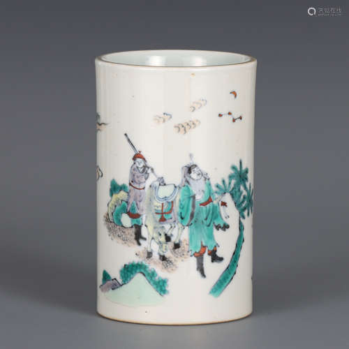 A CHINESE FAMILLE VERTE FIGURAL BRUSH POT