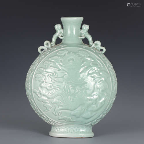 A CHINESE CELADON GLAZED MOON FLASK