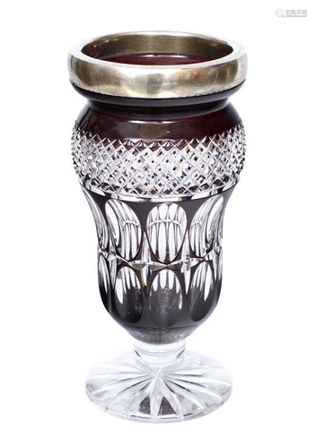 Crystal vase with silver finish; -