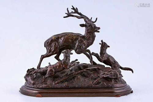 Patinated bronze sculpture of a Hunt scene by Leonard