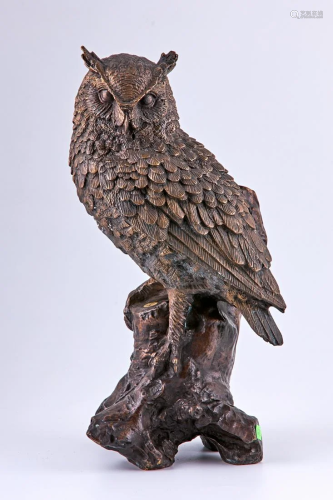 Art Deco patinated bronze sculpture of an owl by Dave