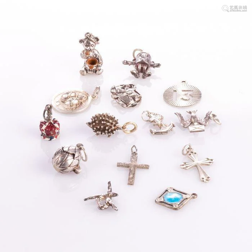 NO RESERVE PRICE Siver Bracelet Charms (x14)