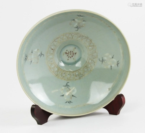 Korean Celadon Porcelain Bowl on Stand