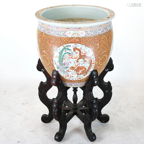 Chinese Famille Rose Porcelain Jardiniere on Stand