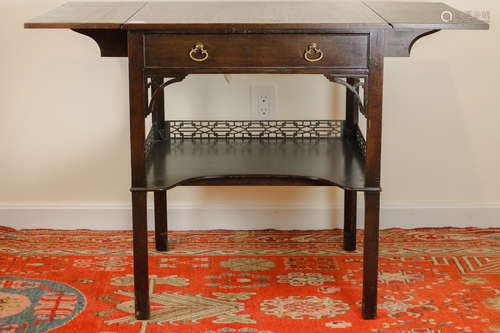 CHINESE CHIPPENDALE STYLE MAHOGANY SINGLE DRAWER SIDE TABLE