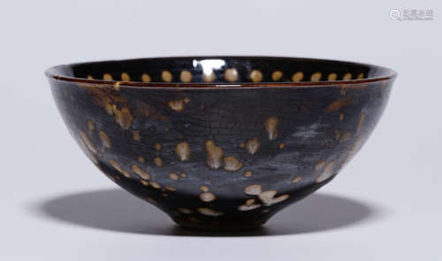 YAOZHOU YAO GLAZE BEAST PATTERN BOWL