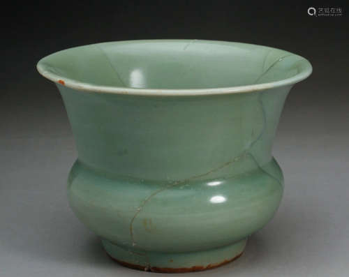 LONGQUAN YAO GREEN GLAZE SLAG BUCKET