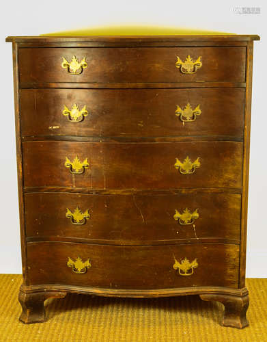 ANTIQUE SERPENTINE 5-DRAWER MAHOGANY CHIPPENDALE BUREAU