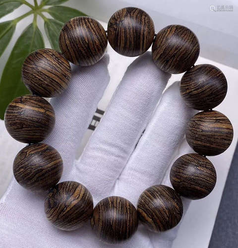 MALAYSIA CHENXIANG WOOD BRACELET