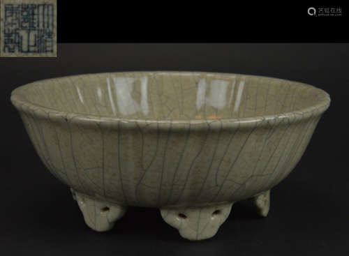 YONGZHENG MARK FANGGE GLAZE BOWL