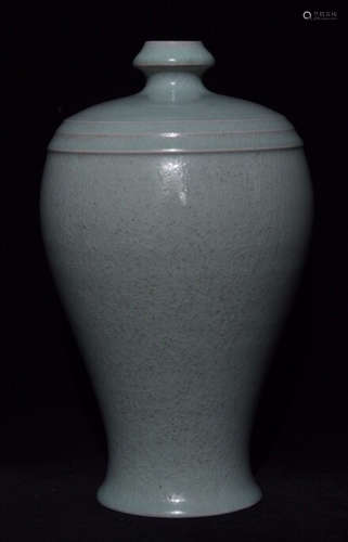 RU YAO GREEN GLAZE MEI VASE