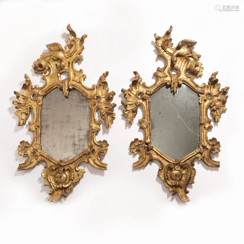 Pair of Mirrors in Carved and Gilded Wood, mid 17th