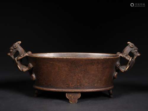  A BRONZE DOUBLE-DRAGON-EARED FOUR-FOOTED CENSER 