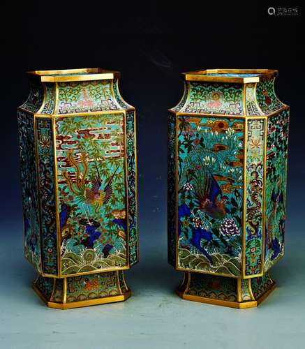 A PAIR OF CLOISONNE SQUARE VASES