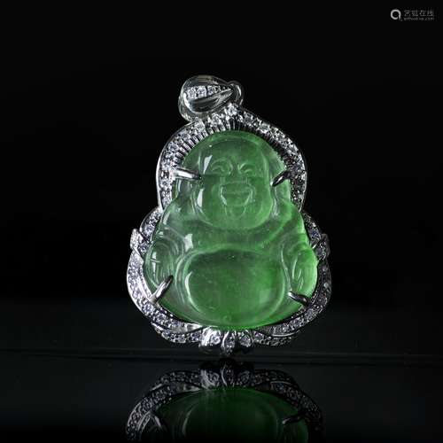 A JADEITE PENDANT OF BUDDHA