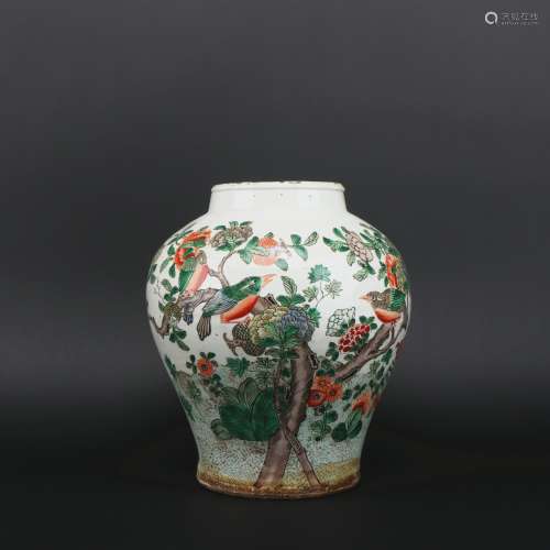 A Wu cai 'floral and birds' jar