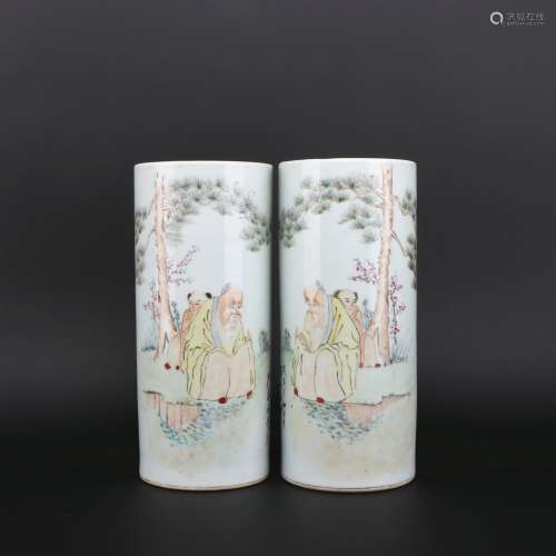 A pair of Qian jiang cai 'figure' vase