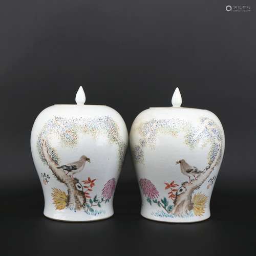 A pair of Qian jiang cai 'floral and birds' jar and cover