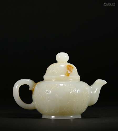 A jade teapot