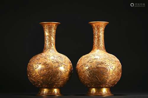 A pair of gilt-bronze 'dragon' vase