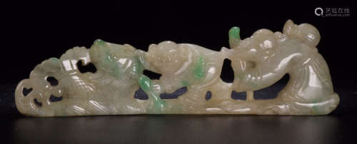 JADEITE CARVED FIGURE PENDANT