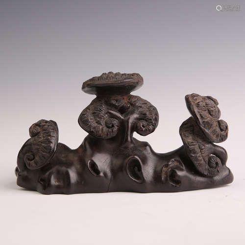 A Wood Ruyi Shape Pen Holder