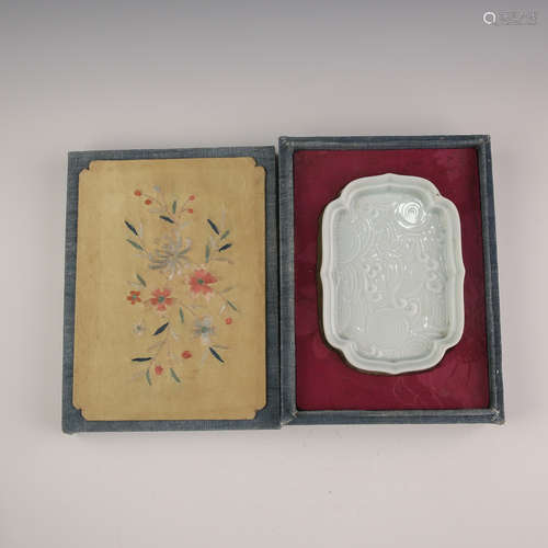 White Glazed with Flower Pattern Porcelain Brush Wash