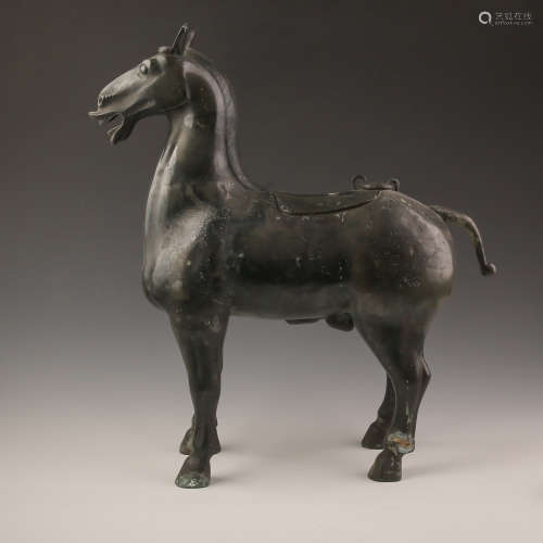 A Brozne Horse Figure